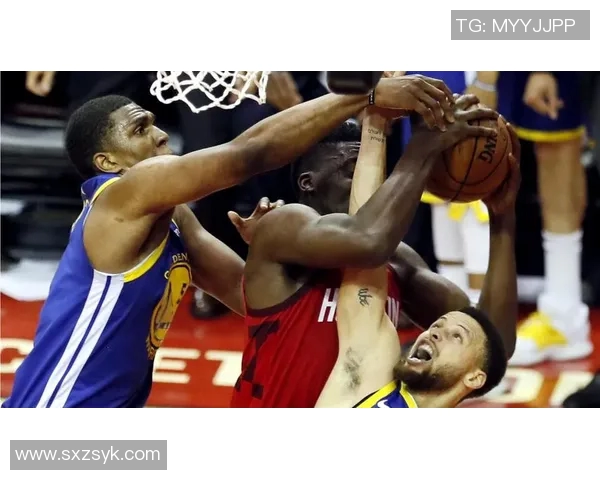 勇士三连胜晋级西部决赛：赛季的荣耀时刻