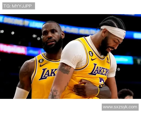 詹姆斯、浓眉正式加盟!火箭完成夺冠级引援,球迷齐声欢呼! 詹姆斯、浓眉正式加盟!火箭完成夺冠级引援,球迷齐声欢呼!